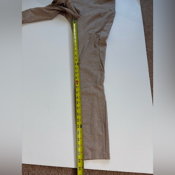 Prana Beige Leggings Size Medium - Picture 9 of 9